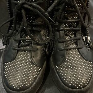 Giuseppe zanotti woman’s